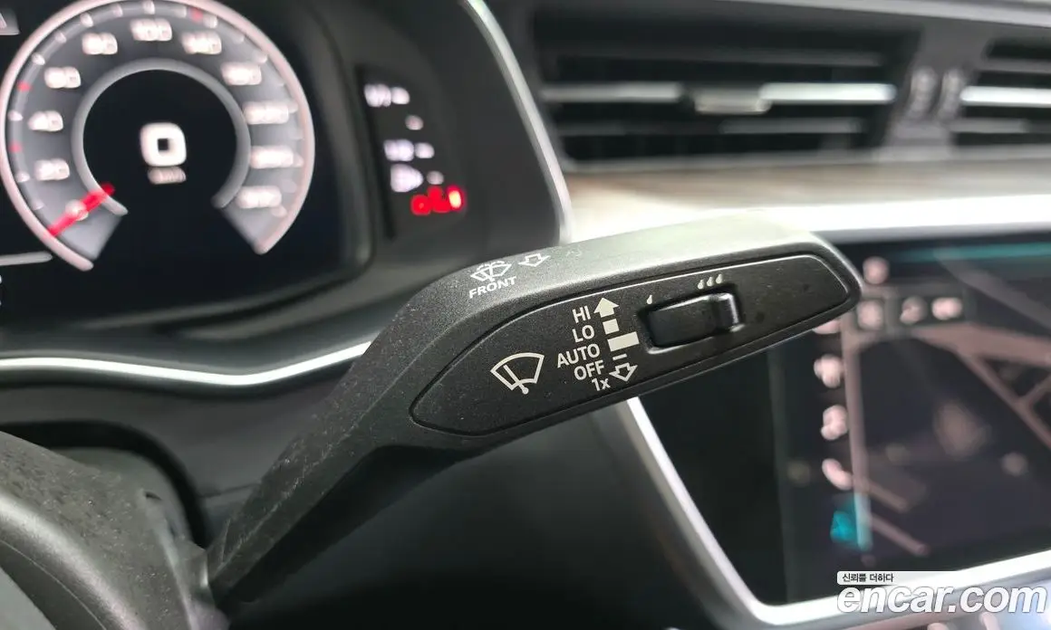 Audi A6 2019 2.0 автомат (гидро), фото 9
