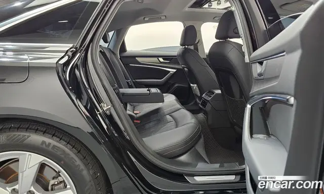 Audi A6 2021 2.0 автомат (гидро), миниатюра 11