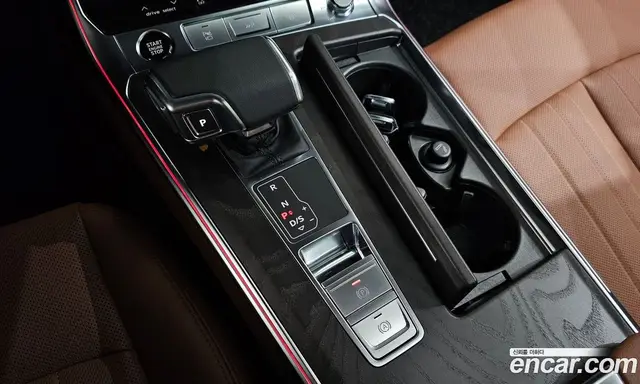 Audi A6 2023 2.0 автомат (гидро), миниатюра 12