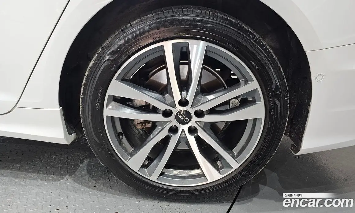 Audi A6 2023 2.0 автомат (гидро), фото 6 Audi A6 2023 2.0 автомат (гидро), фото 6
