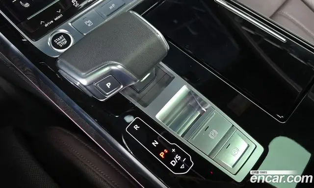 Audi A8 2022 3.0 автомат (гидро), миниатюра 12