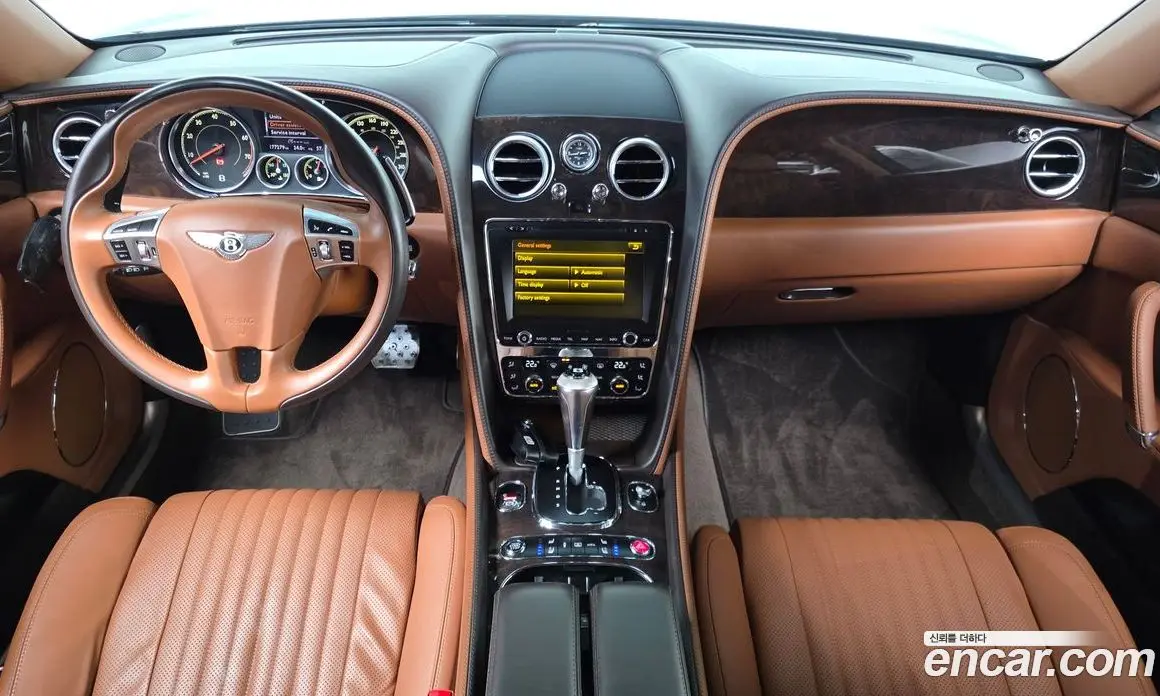 Bentley Flying Spur 2018 4.0 автомат (гидро), фото 7 Bentley Flying Spur 2018 4.0 автомат (гидро), фото 7