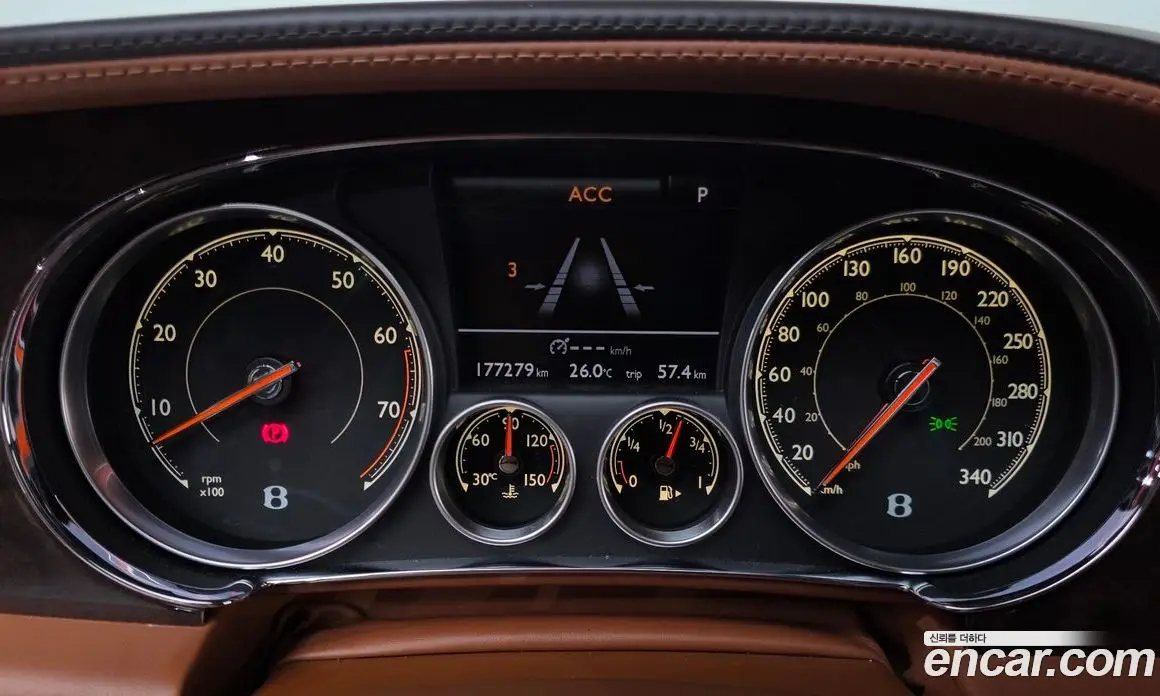 Bentley Flying Spur 2018 4.0 автомат (гидро), фото 8 Bentley Flying Spur 2018 4.0 автомат (гидро), фото 8