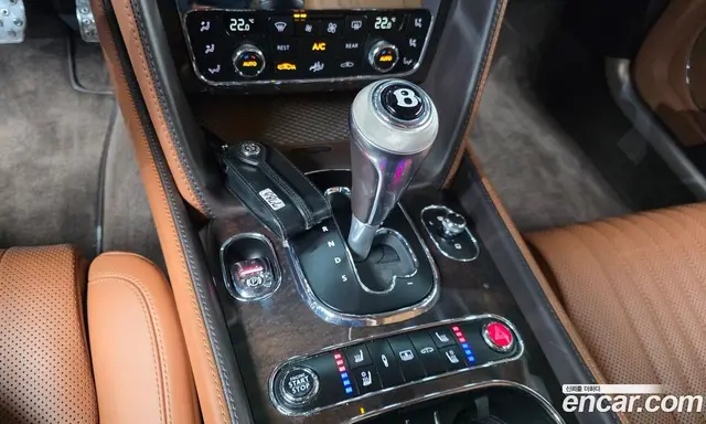 Bentley Flying Spur 2018 4.0 автомат (гидро), миниатюра 9 Bentley Flying Spur 2018 4.0 автомат (гидро), миниатюра 9