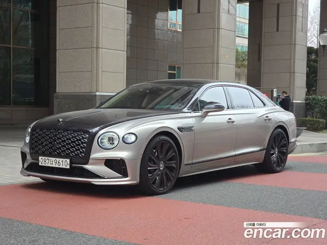 Bentley Flying Spur 2025 1.0 автомат (гидро), миниатюра 1 Bentley Flying Spur 2025 1.0 автомат (гидро), миниатюра 1
