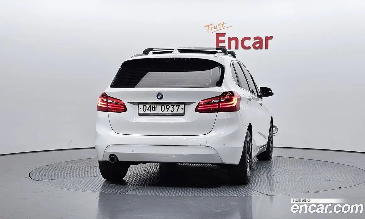 BMW 2 серия 2015 2.0 автомат (гидро), фото 4 BMW 2 серия 2015 2.0 автомат (гидро), фото 4