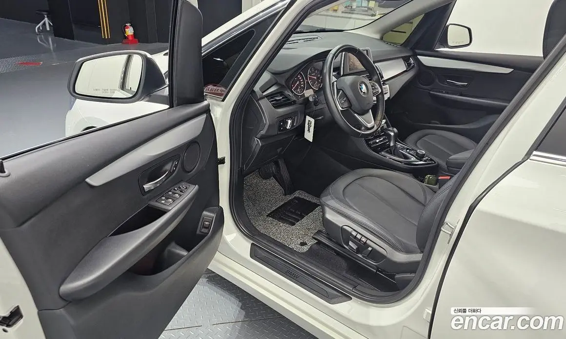 BMW 2 серия 2015 2.0 автомат (гидро), фото 10 BMW 2 серия 2015 2.0 автомат (гидро), фото 10