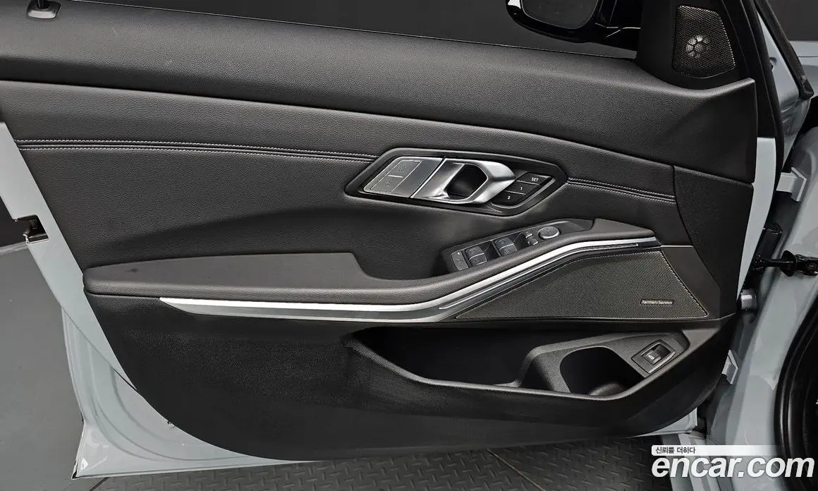 BMW 3 серия 2023 3.0 автомат (гидро), фото 14