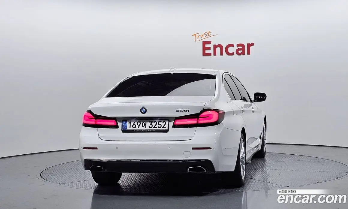 BMW 5 серия 2021 2.0 автомат (гидро), фото 4