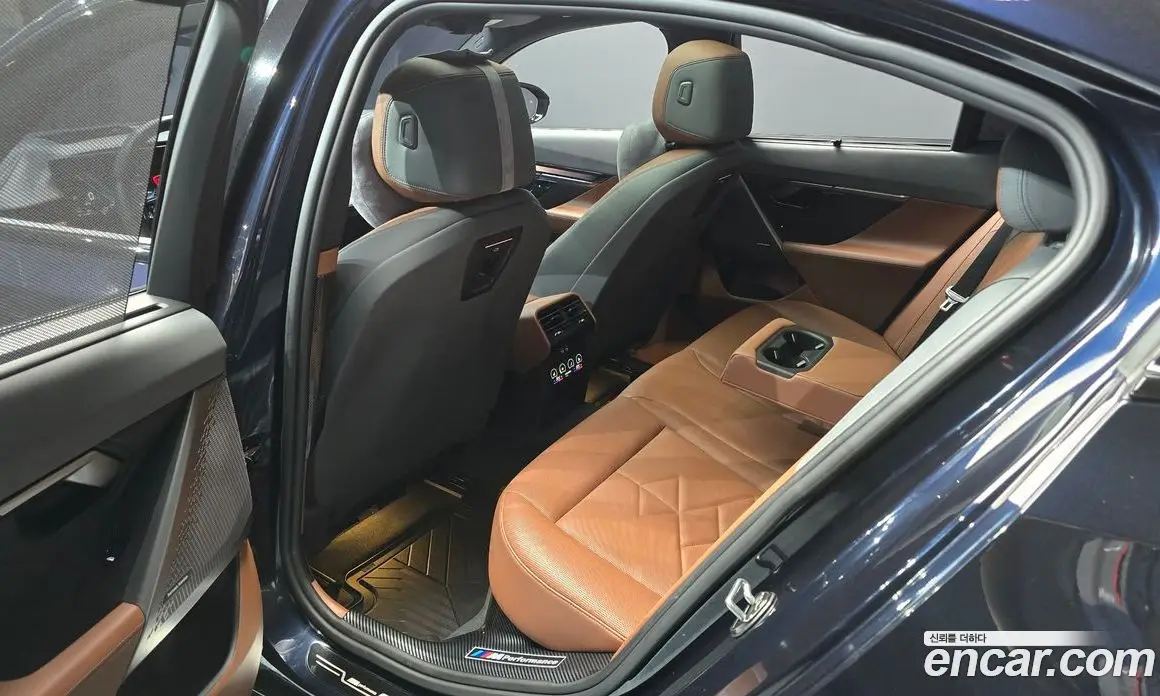 BMW 5 серия 2024 2.0 автомат (гидро), фото 18