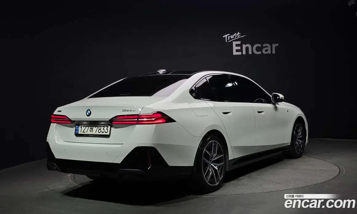 BMW 5 серия 2024 2.0 автомат (гидро), фото 1 BMW 5 серия 2024 2.0 автомат (гидро), фото 1