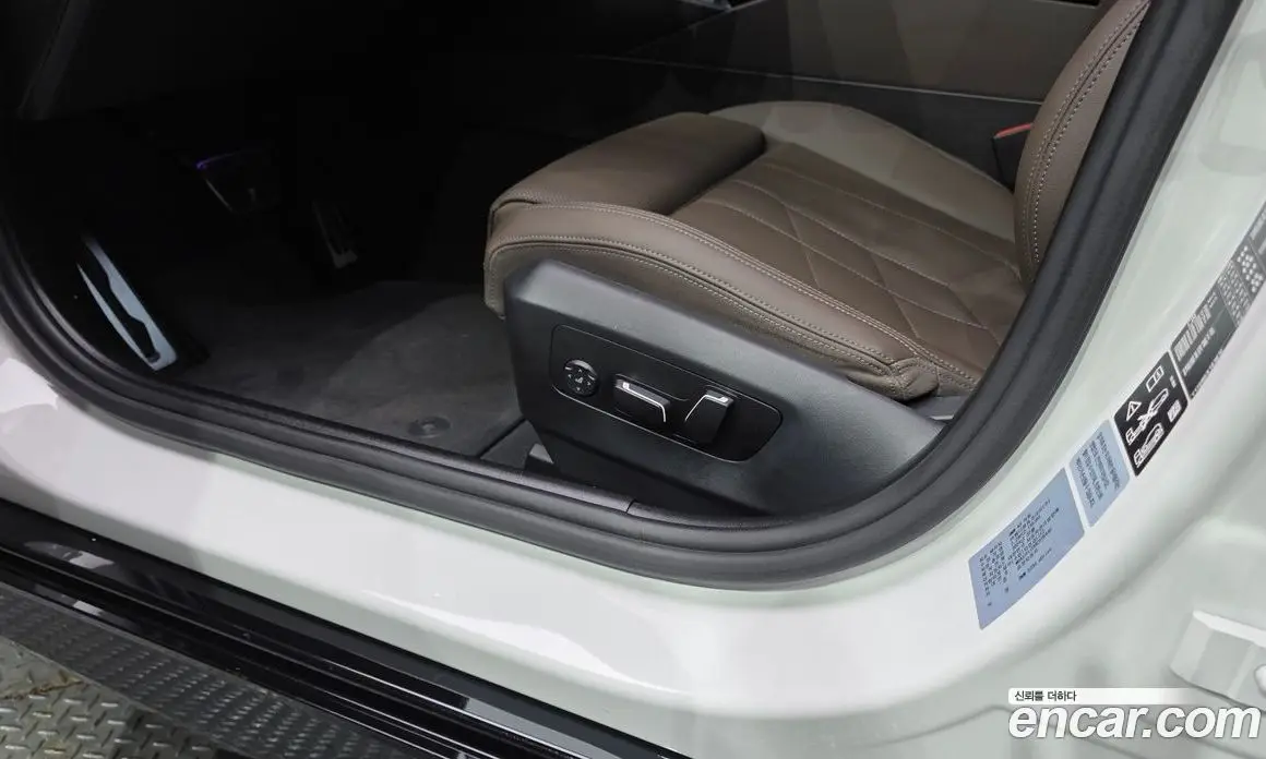 BMW 5 серия 2024 2.0 автомат (гидро), фото 33 BMW 5 серия 2024 2.0 автомат (гидро), фото 33