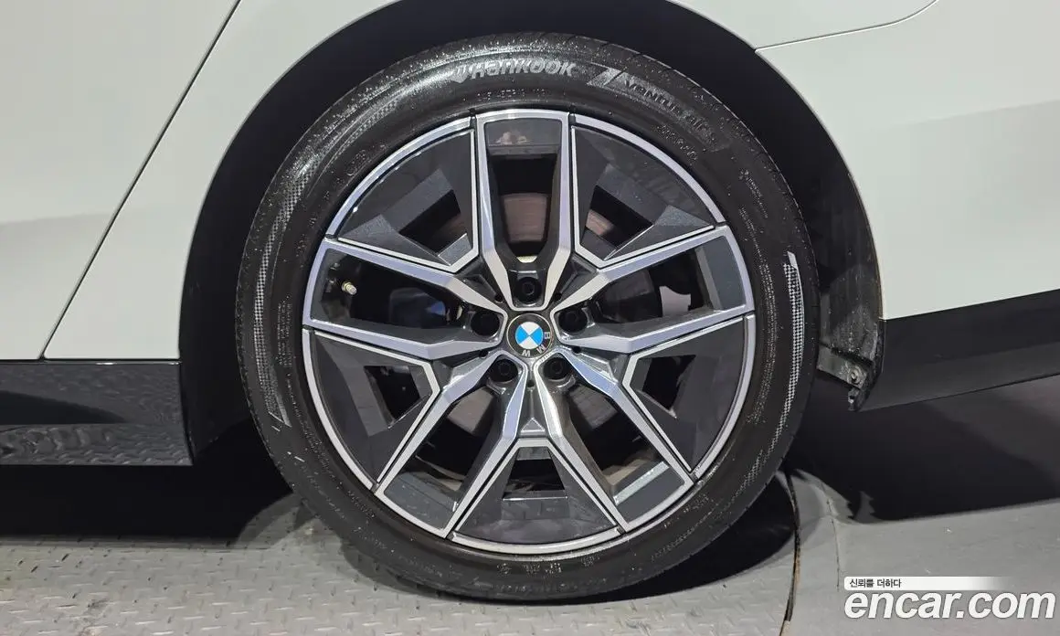 BMW 5 серия 2024 2.0 автомат (гидро), фото 6 BMW 5 серия 2024 2.0 автомат (гидро), фото 6