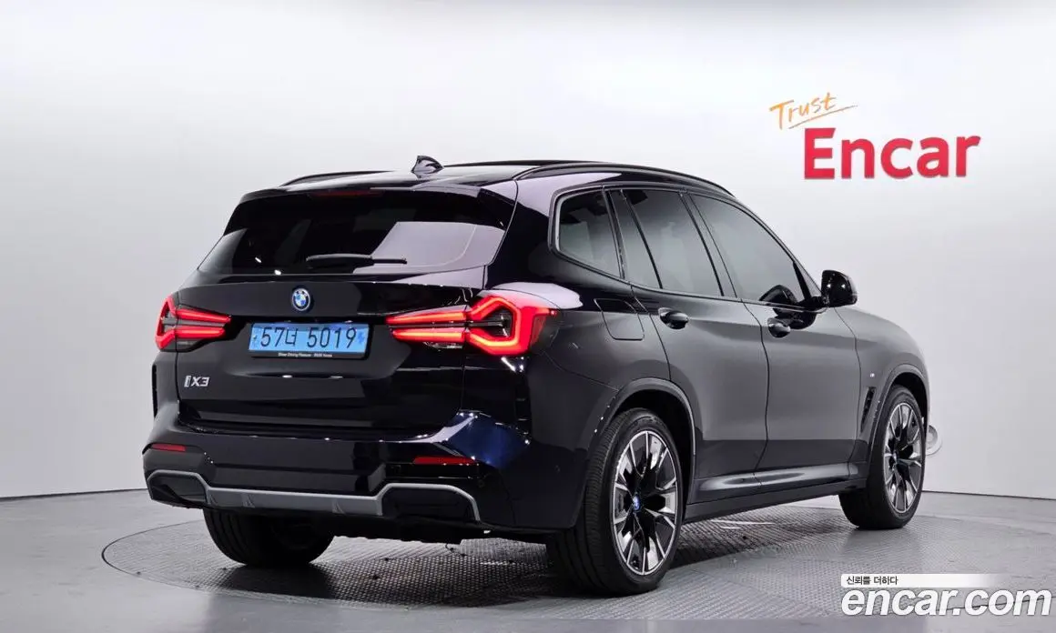 BMW iX3 2023 0.2 автомат (гидро), фото 2 BMW iX3 2023 0.2 автомат (гидро), фото 2