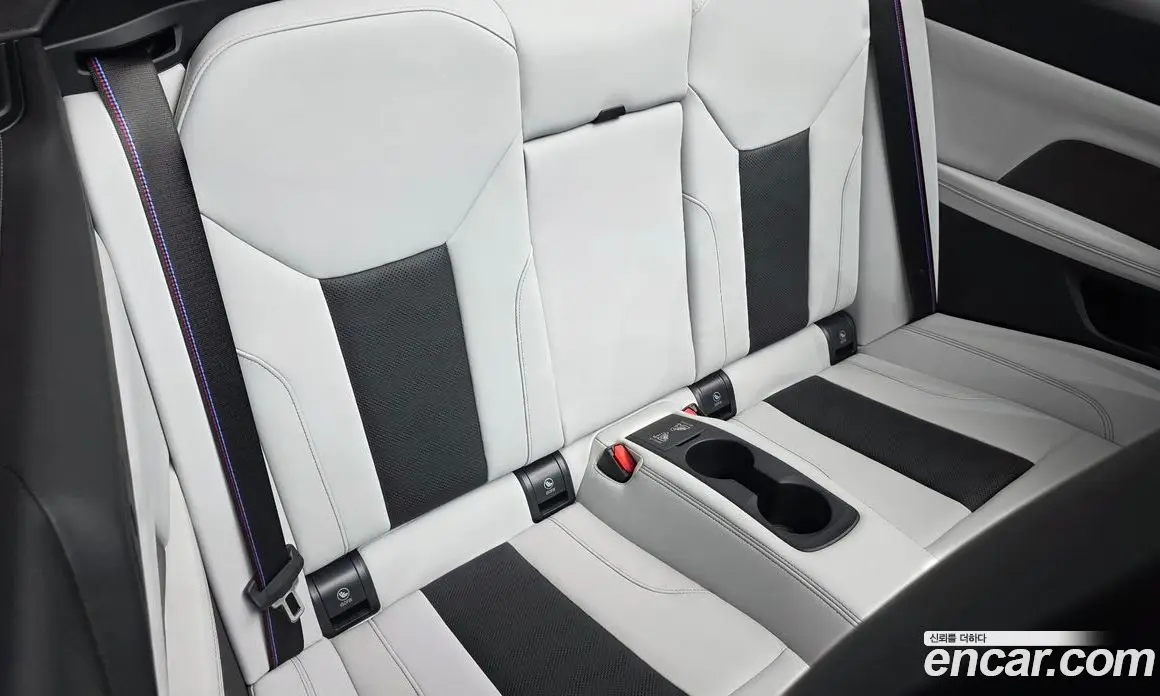 BMW M4 2025 3.0 автомат (гидро), фото 18 BMW M4 2025 3.0 автомат (гидро), фото 18