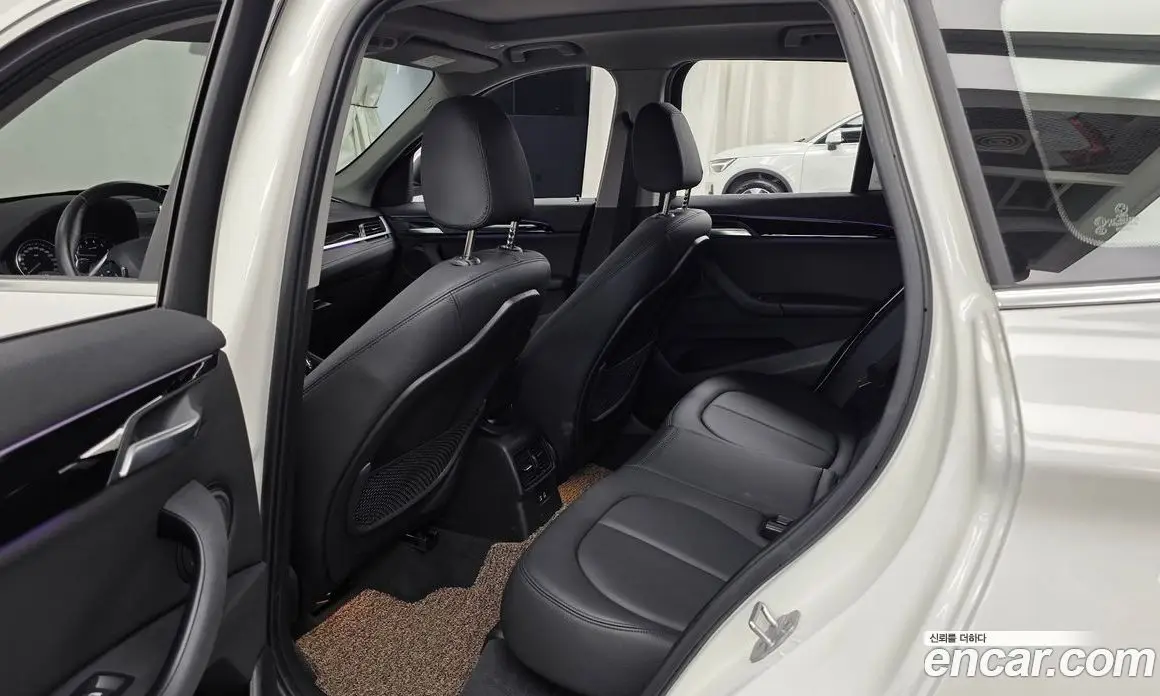 BMW X1 2022 2.0 автомат (гидро), фото 16 BMW X1 2022 2.0 автомат (гидро), фото 16