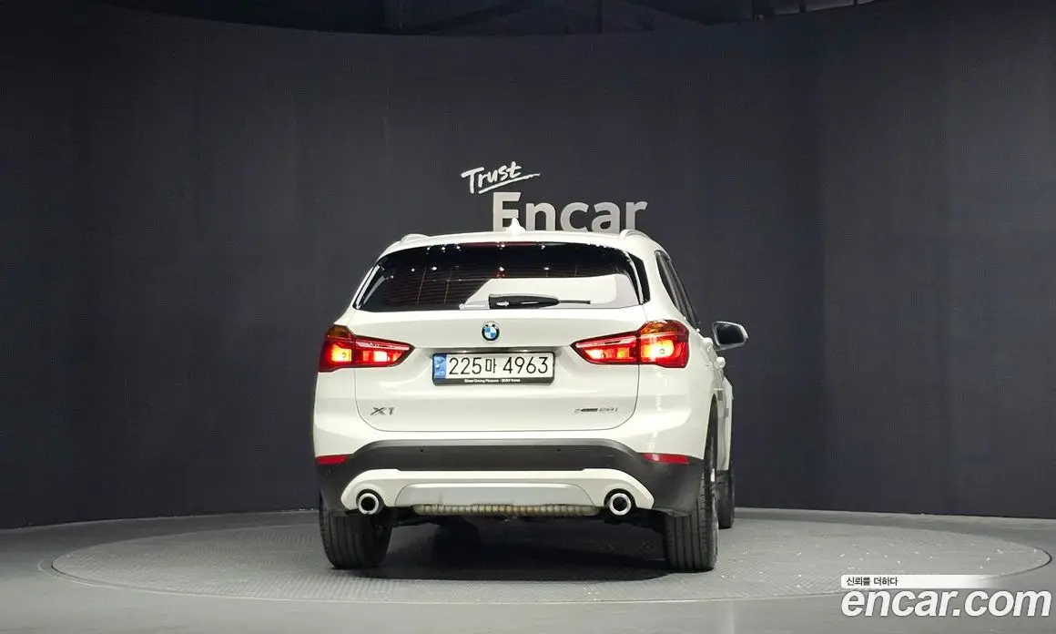 BMW X1 2022 2.0 автомат (гидро), фото 4 BMW X1 2022 2.0 автомат (гидро), фото 4