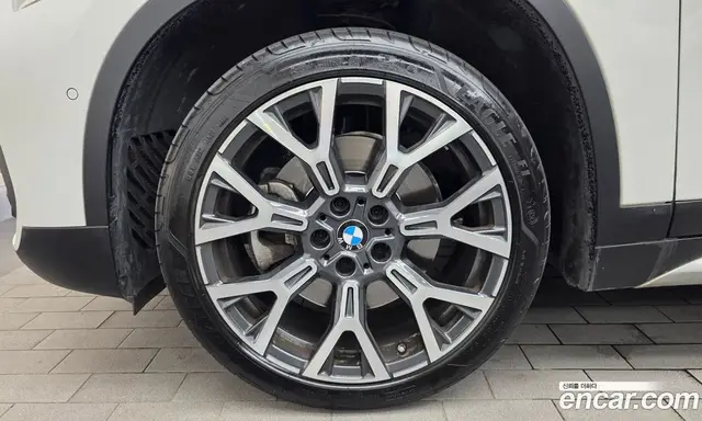 BMW X1 2022 2.0 автомат (гидро), миниатюра 5 BMW X1 2022 2.0 автомат (гидро), миниатюра 5