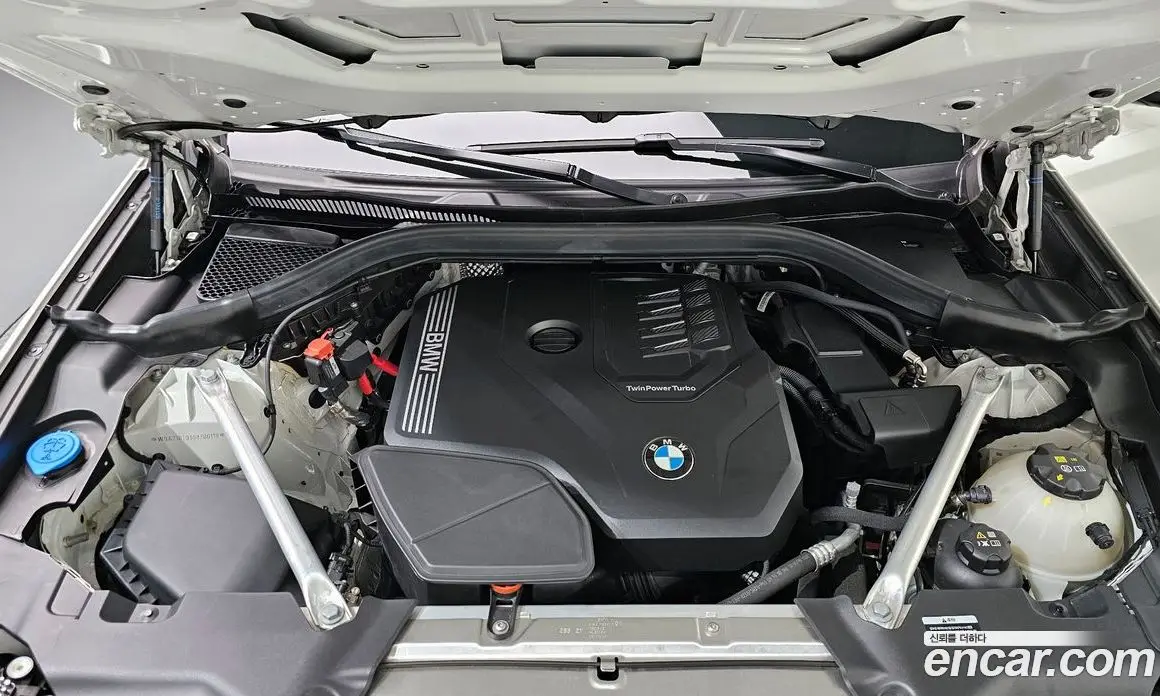 BMW X4 2025 2.0 автомат (гидро), фото 6