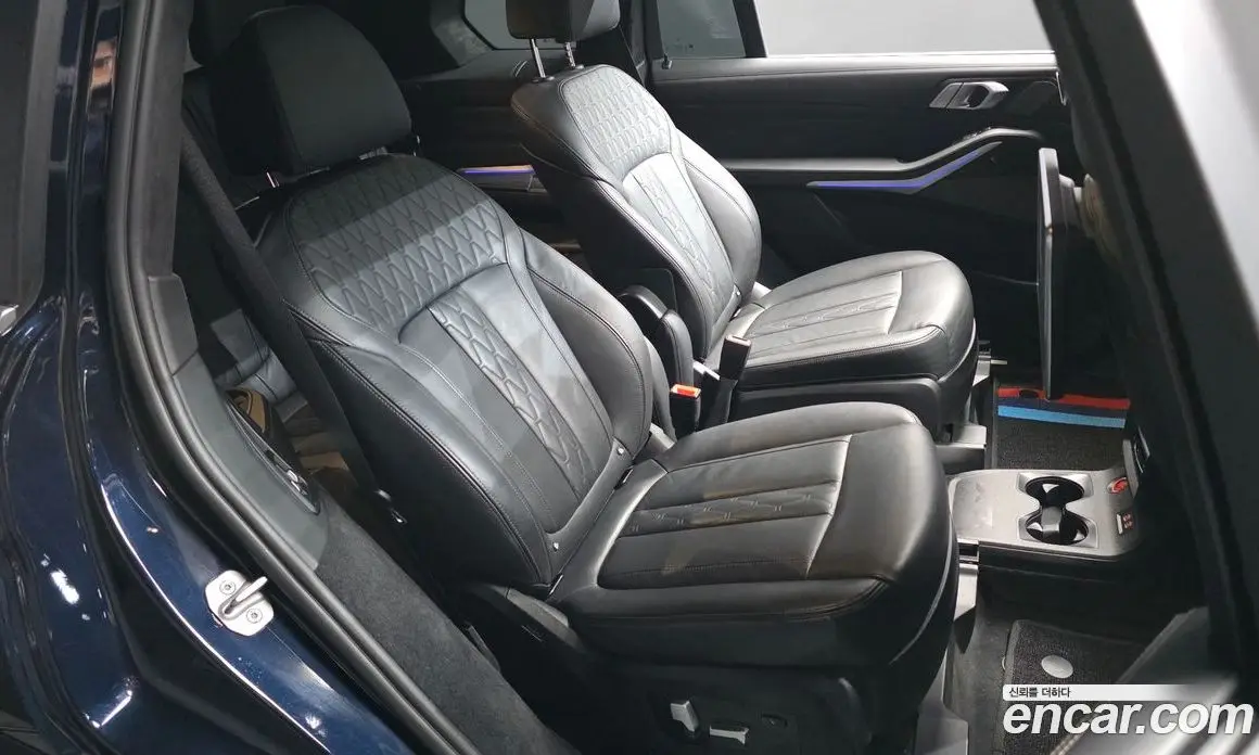BMW X7 2021 3.0 автомат (гидро), фото 17 BMW X7 2021 3.0 автомат (гидро), фото 17