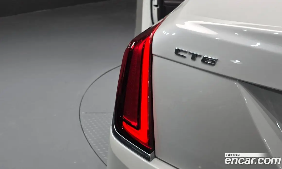 Cadillac CT6 2018 2.0 автомат (гидро), фото 9 Cadillac CT6 2018 2.0 автомат (гидро), фото 9
