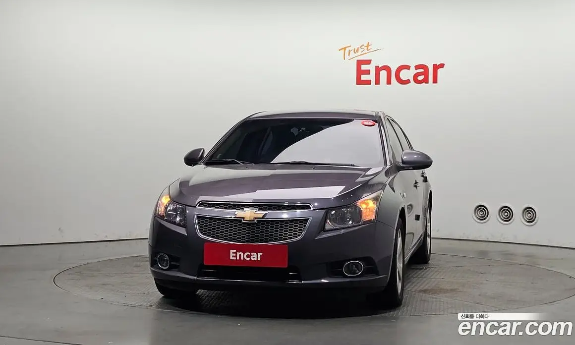Chevrolet Cruze 2011 2.0 автомат (гидро), фото 3