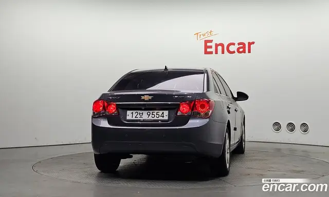 Chevrolet Cruze 2011 2.0 автомат (гидро), миниатюра 4
