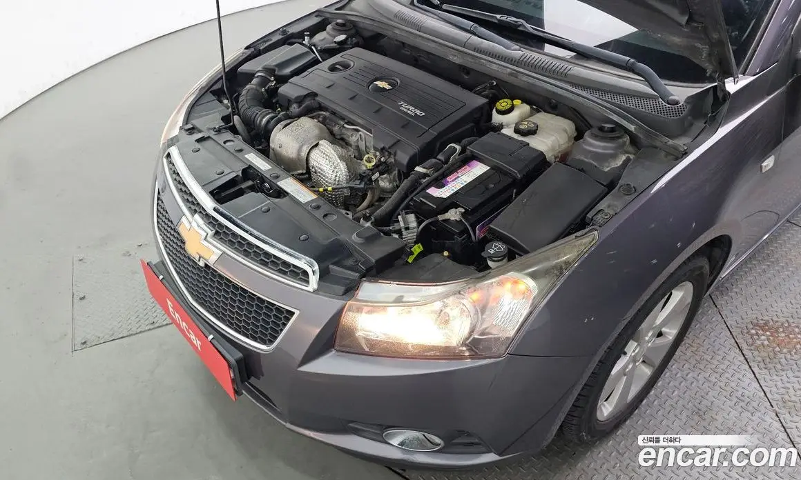 Chevrolet Cruze 2011 2.0 автомат (гидро), фото 6