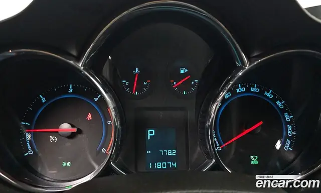 Chevrolet Cruze 2011 2.0 автомат (гидро), миниатюра 8
