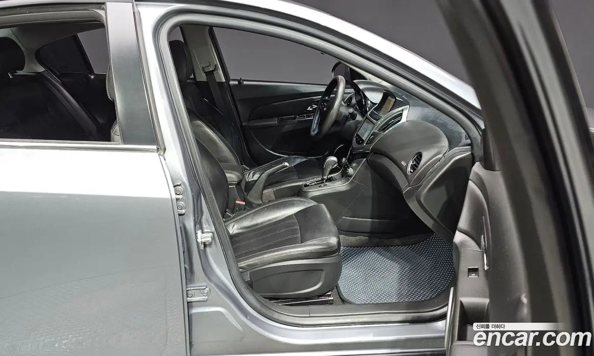 Chevrolet Cruze 2015 1.4 автомат (гидро), фото 12 Chevrolet Cruze 2015 1.4 автомат (гидро), фото 12