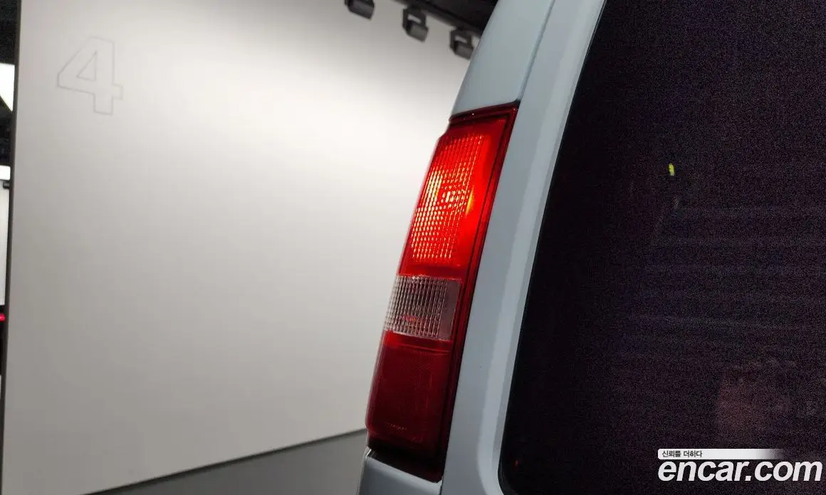 Chevrolet Express Van 2018 6.0 автомат (гидро), фото 9