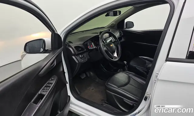 Chevrolet Spark 2016 1.0 автомат (гидро), миниатюра 10