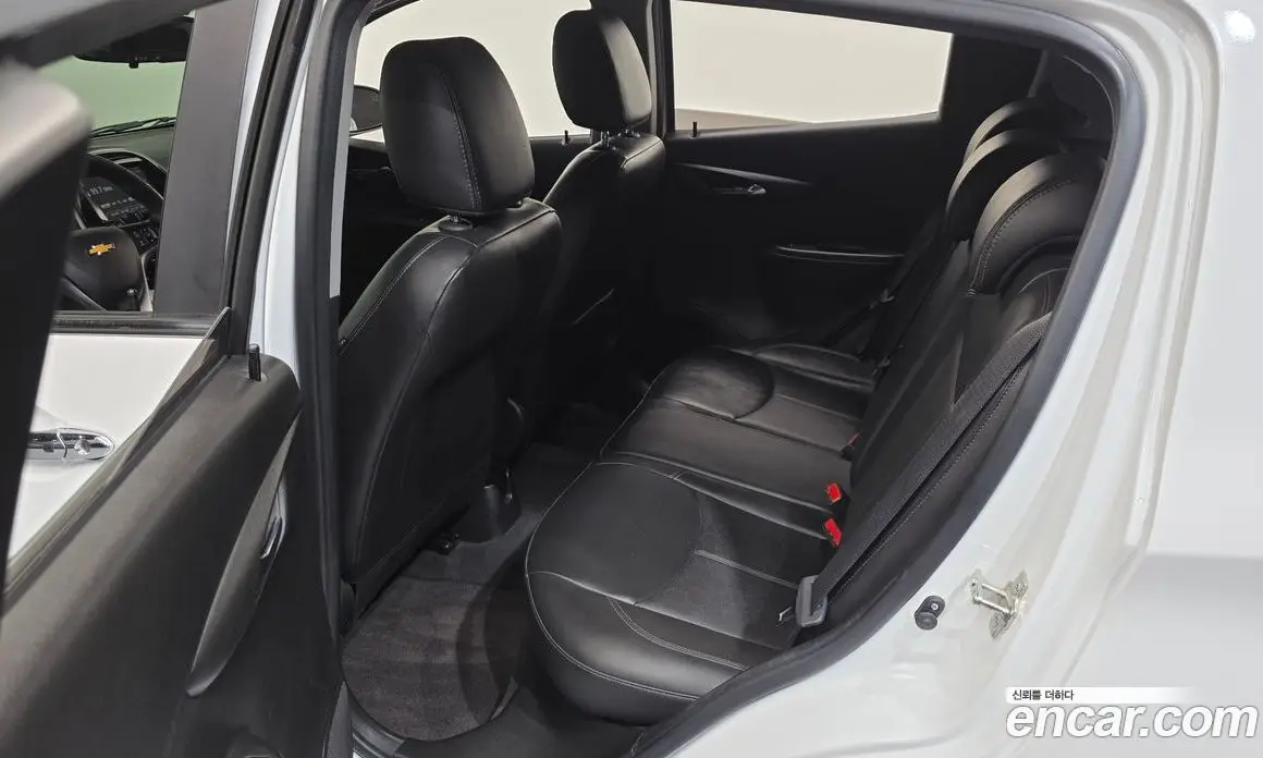 Chevrolet Spark 2016 1.0 автомат (гидро), фото 12 Chevrolet Spark 2016 1.0 автомат (гидро), фото 12