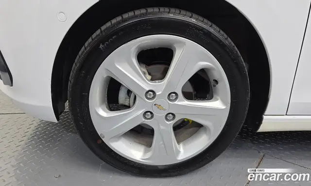 Chevrolet Spark 2016 1.0 автомат (гидро), миниатюра 5 Chevrolet Spark 2016 1.0 автомат (гидро), миниатюра 5