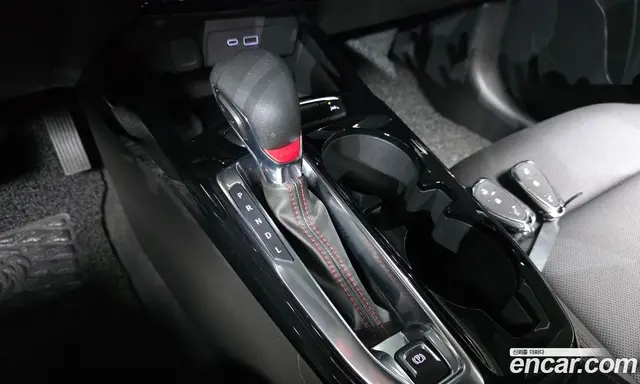 Chevrolet Trax 2023 1.2 автомат (гидро), миниатюра 12