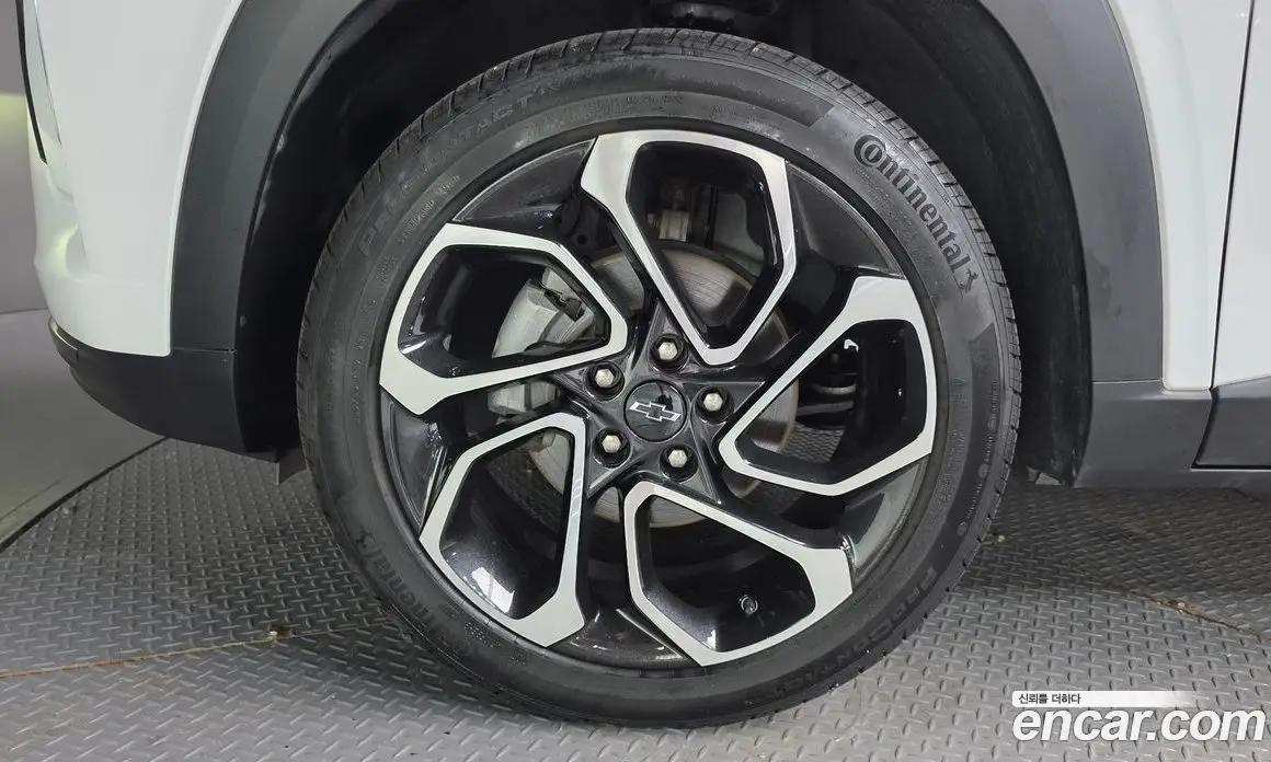 Chevrolet Trax 2023 1.2 автомат (гидро), фото 5