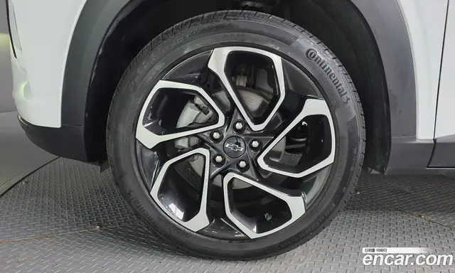 Chevrolet Trax 2023 1.2 автомат (гидро), миниатюра 5