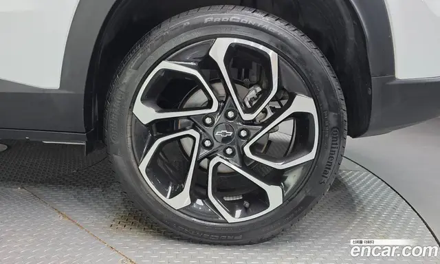 Chevrolet Trax 2023 1.2 автомат (гидро), миниатюра 7
