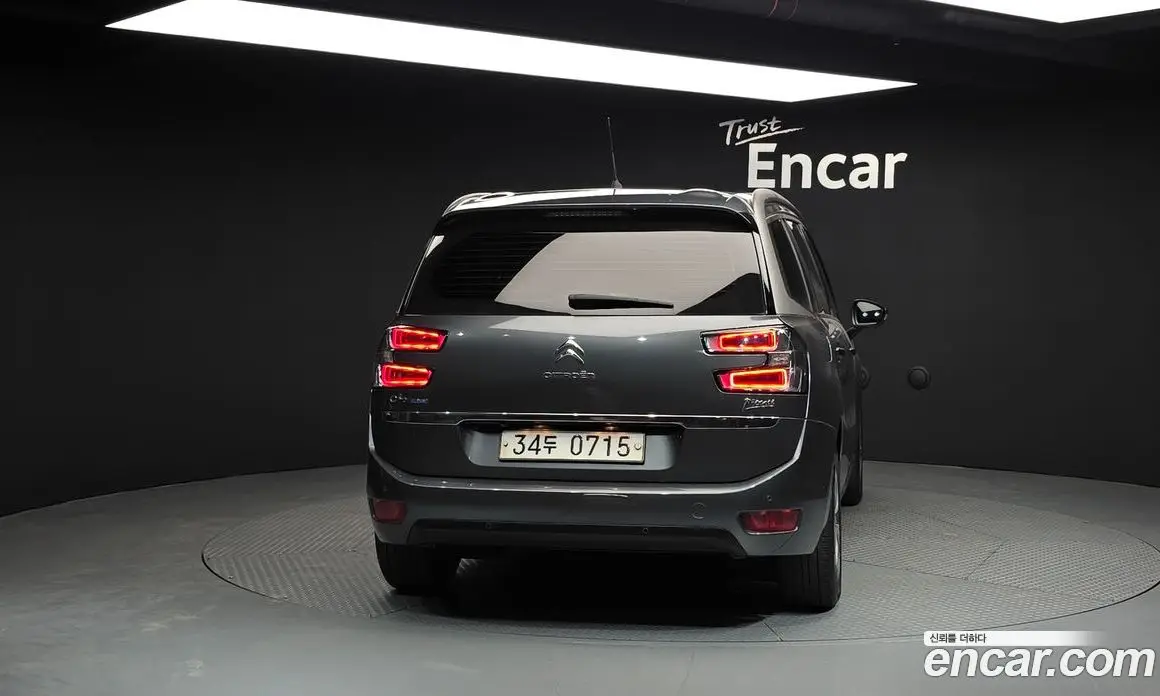 Citroen C4 Picasso 2015 2.0 автомат (гидро), фото 4 Citroen C4 Picasso 2015 2.0 автомат (гидро), фото 4