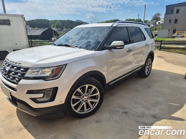 Ford Explorer 2017 2.3 автомат (гидро), миниатюра 1 Ford Explorer 2017 2.3 автомат (гидро), миниатюра 1