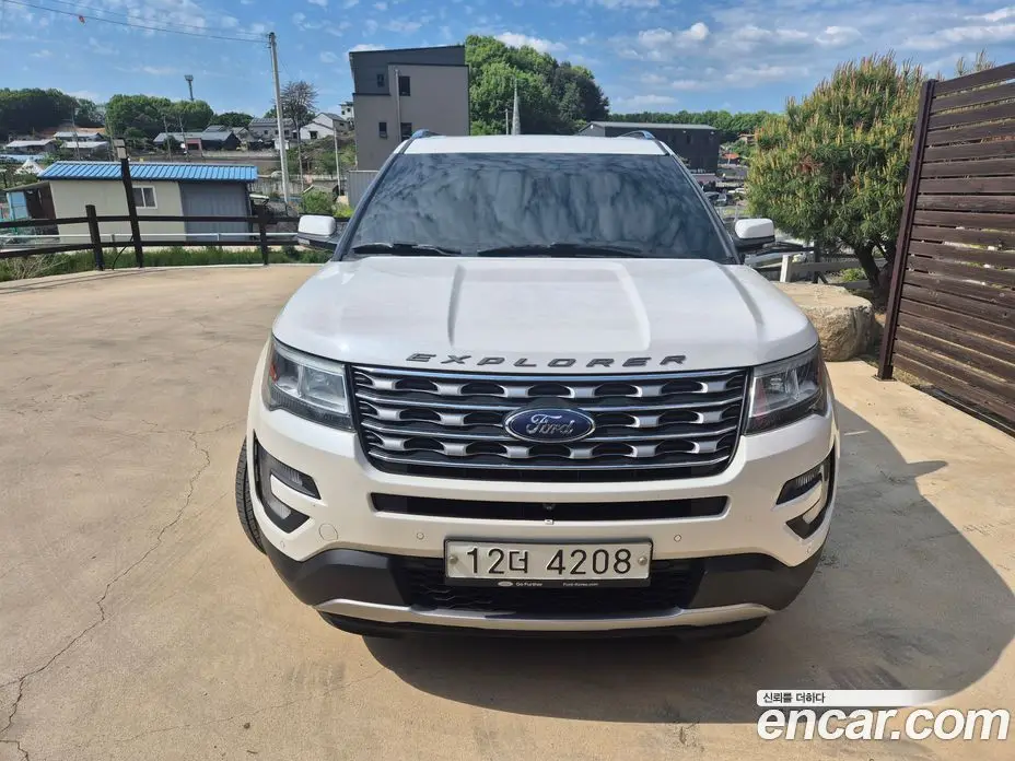 Ford Explorer 2017 2.3 автомат (гидро), фото 3 Ford Explorer 2017 2.3 автомат (гидро), фото 3