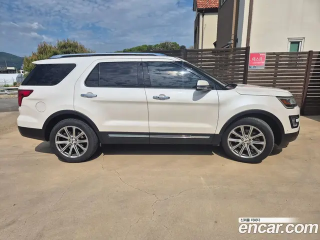 Ford Explorer 2017 2.3 автомат (гидро), миниатюра 4 Ford Explorer 2017 2.3 автомат (гидро), миниатюра 4