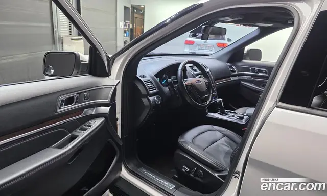 Ford Explorer 2018 2.3 автомат (гидро), миниатюра 10 Ford Explorer 2018 2.3 автомат (гидро), миниатюра 10