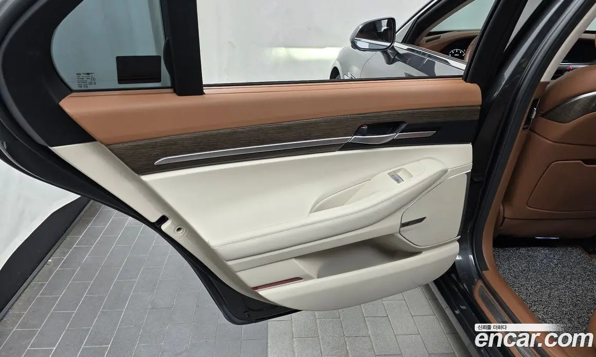 Genesis G90 2021 3.8 автомат (гидро), фото 15 Genesis G90 2021 3.8 автомат (гидро), фото 15