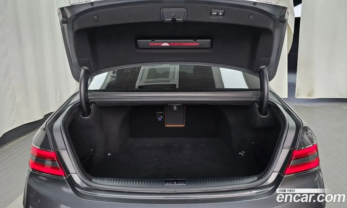 Genesis G90 2021 3.8 автомат (гидро), фото 26 Genesis G90 2021 3.8 автомат (гидро), фото 26
