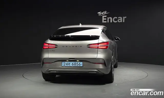 Genesis GV60 2022 0.1 автомат (гидро), миниатюра 4 Genesis GV60 2022 0.1 автомат (гидро), миниатюра 4
