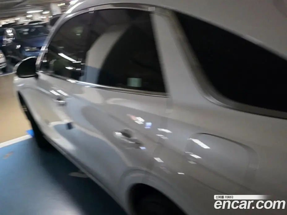 Genesis GV70 2025 2.5 автомат (гидро), фото 6 Genesis GV70 2025 2.5 автомат (гидро), фото 6