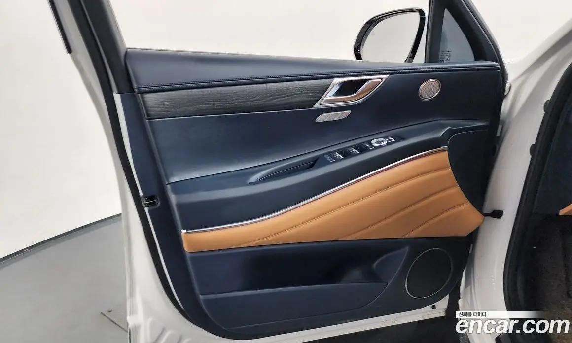 Genesis GV80 2023 2.5 автомат (гидро), фото 14