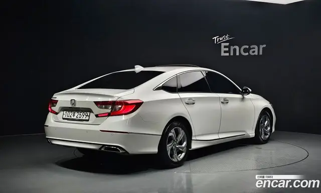 Honda Accord 2019 1.5 автомат (гидро), миниатюра 2