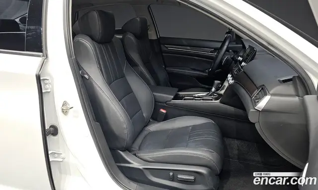 Honda Accord 2019 1.5 автомат (гидро), миниатюра 11